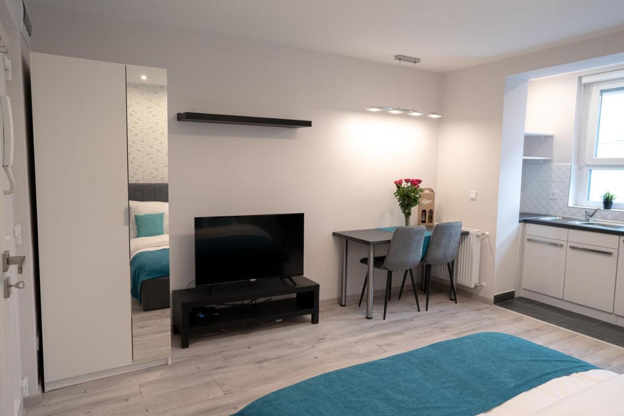 Var Apartman Еґер Екстер'єр фото